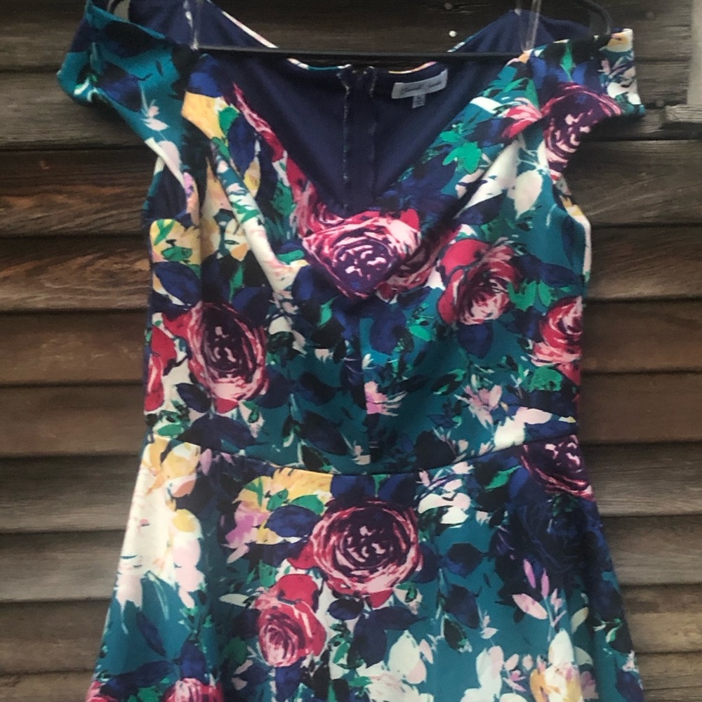 Emerald City off the Shoulders Floral Dress sz xl